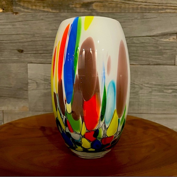 Polish Handblown Glass Vase - Beautiful Home Decor - Picture 14 of 14